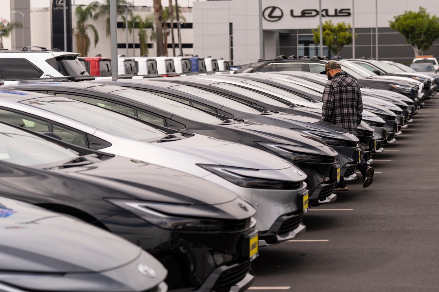 Aranceles automotrices podrían aumentar costos de coches y reparaciones