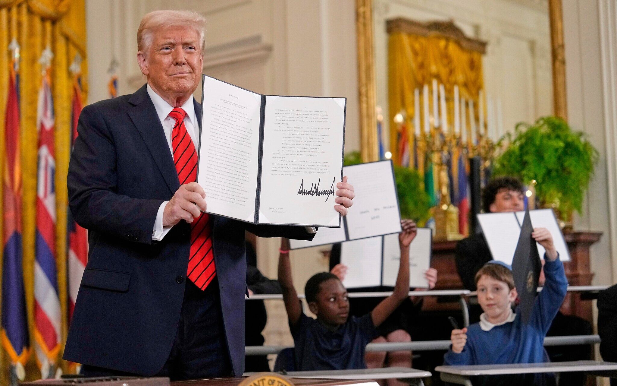 Trump intenta desmantelar Educación EE.UU.