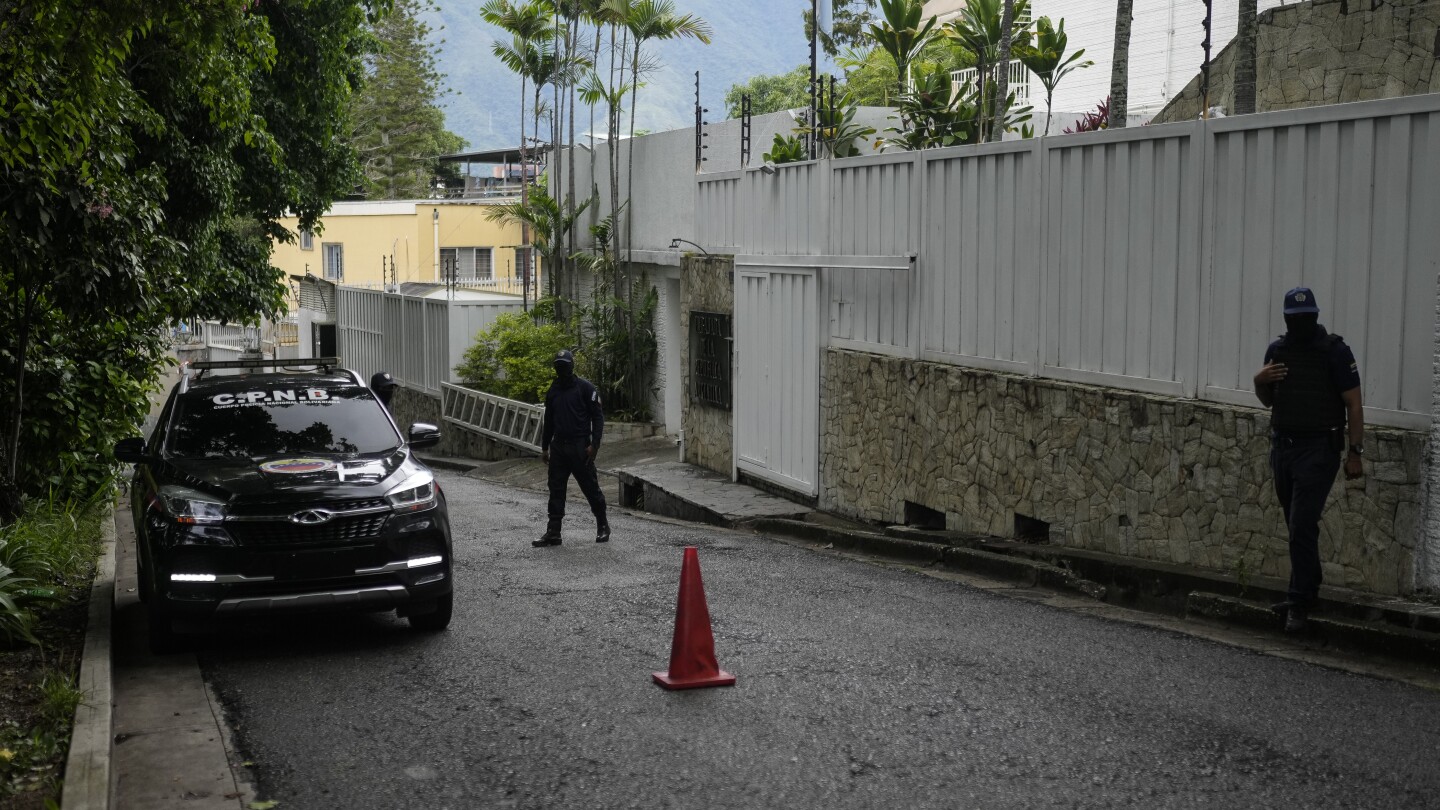 EE.UU. rescata a opositores venezolanos en una arriesgada operación